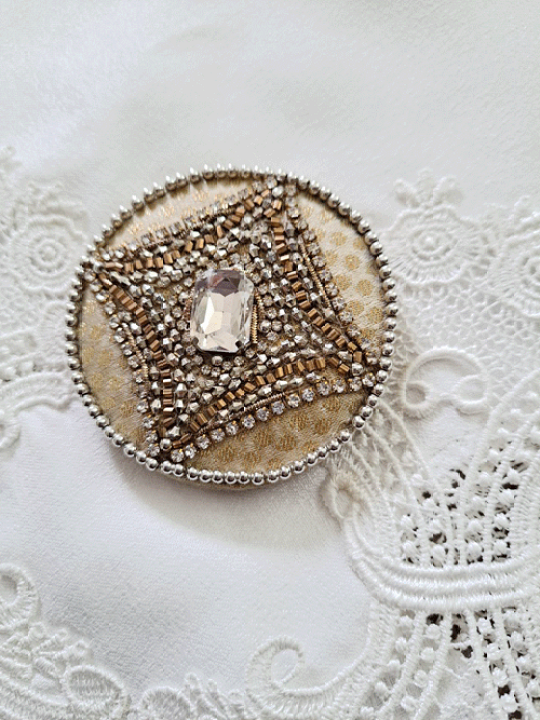 楽天市場】【送料無料】ビーズ刺繍手鏡 刺繍 ビーズ刺繍