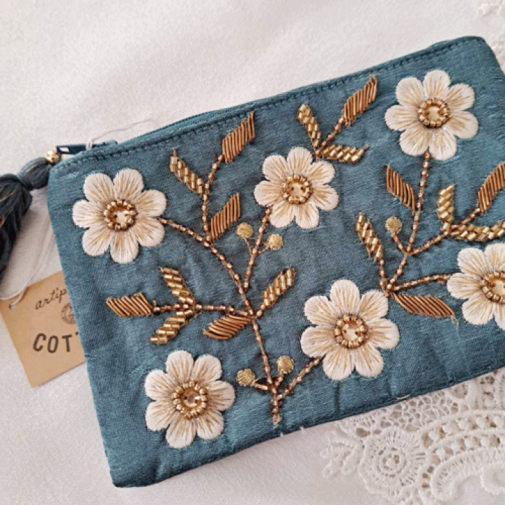 楽天市場】【クーポン】【送料無料】ビーズ刺繍ポーチ 刺繍