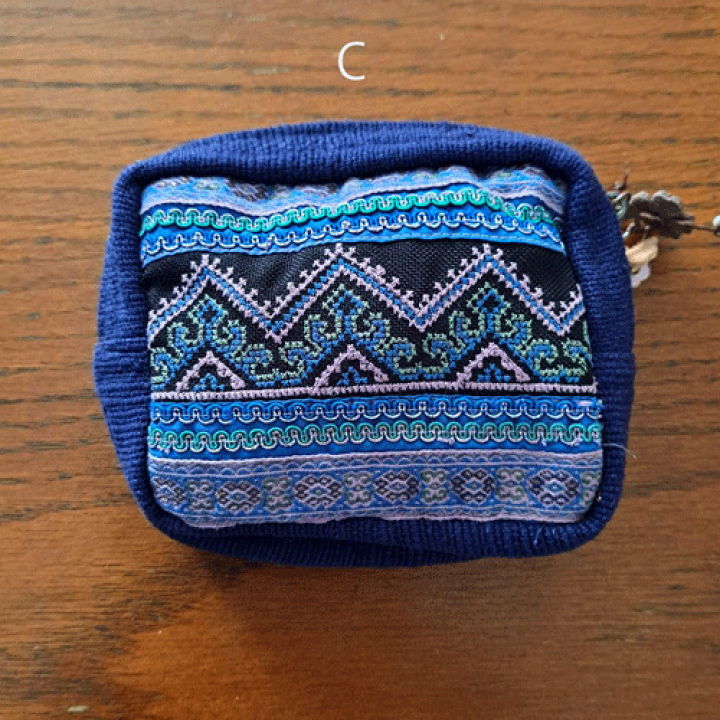 楽天市場】【送料無料】モン族 ポーチ モン族伝統の刺繍 ポーチ