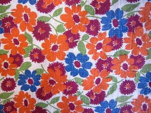 フィードサック 白地オレンジ深赤青お花 (1/4サイズ)