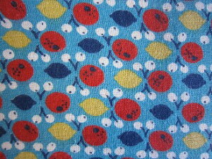 フィードサック ブルー地レモン、 チェリー、オレンジ (1/16サイズ)