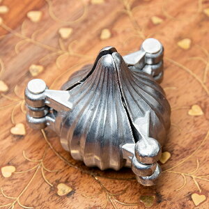 ガネーシャのお菓子 モーダカの型 小 / 製菓 調理器具 インド 食器 アジアン食品 エスニック食材