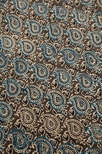 yz k6m ڕz 5FWJz`ÂCh ̂Ȃ̖ؔŐ߃yCY[z 107cm / pp EbhubN {^jJ ͗l | n ؂蔄 ʂ蔄z 