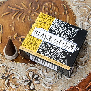 Deepika R[ Black Opium /  CZX Ch A Ch̃R[ AWA GXjbN