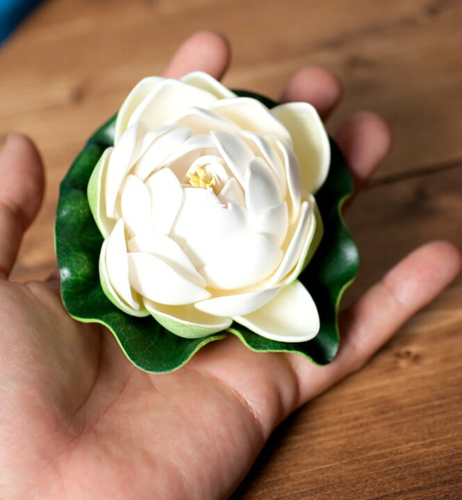 ロータス 蓮の花 造花 インテリア 睡蓮の造花 フローティングロータス 水槽 インド タイ Id Hasu 43 インド アジア雑貨ティラキタ 通販 7個の人工浮遊フォームロータスの花池の植物の蓮のユリ結婚式の水族館の装飾 Deriko Com Tr