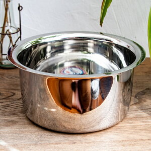 【送料無料】 取っ手のないインドの鍋 バゴーナー パティラ 容量:3L程度 外径:約23cm ステンレス製 / カレー鍋 インド鍋 インド料理 調理器具 ハンディ 食器 アジアン食品 エスニック食材