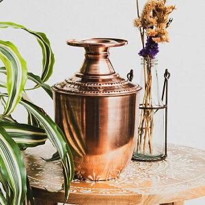 【送料無料】 ガルチャ Ghalcha ネパール独特の水瓶 高さ19.5cm / 水差し 水甕 花瓶 vase アーユルヴェーダ 調理器具 インド 食器 アジアン食品 エスニック食材 食材【レビューで1000円クーポン プ