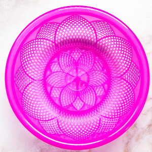 ベトナムのレトロなプラスチックザル 27cm / 飾り皿 プラかご プラザル プラ皿 水切りカゴ カラフル 屋台 籠 デコレーションプレート インテリア 大皿 装飾 アジアン エスニック