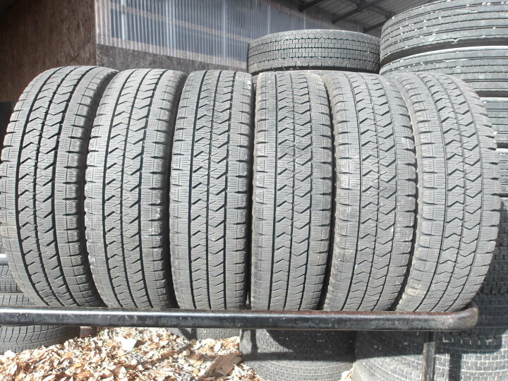 楽天市場】O64-9 【中古】{送料無料} 205/70R17.5 冬6本セット 