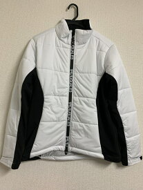 1PIU1UGUALE3 GOLF PUFFER BLOUSON 中綿 スタンドブルゾン Mサイズ 【ブラック カーキ ブラック】GRB001 IV BLACK ゴルフウェア メンズ 男女兼用 送料無料