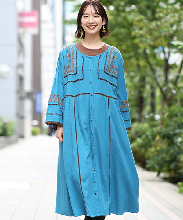 楽天市場 50 Off Sale ロングワンピース 羽織り はおり レディース 秋 冬 長袖 綿 麻 リネン かぎ編み レース 刺繍 刺しゅう フェミニン 大人 15号 Ll 3l 大きめサイズ エスニック チチカカ Titicaca ミルパ刺繍ロングワンピース 大きいサイズ Kwica705