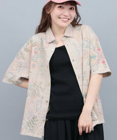 go slow caravan コットンリネンスクエア刺繍シャツ【WEB限定】 ／ シャツ 羽織り 男女兼用 ユニセックス 春 夏 半袖 前あき 刺しゅう キノコ 花 総柄 レディース メンズ 綿 麻 ブラック アイボリー ps トップス ハオリ ゴースローキャラバン エスニック チチカカ TITICACA
