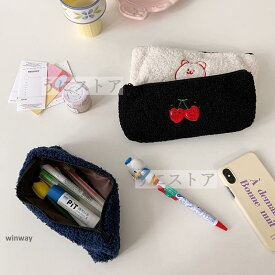 ぬいぐるみペンケース ツールペンケース ふわふわ 多機能 大容量 筆箱 おしゃれ シンプル 可愛い 韓国 ins映え 中学生 高校生 大学生 子供 スリム