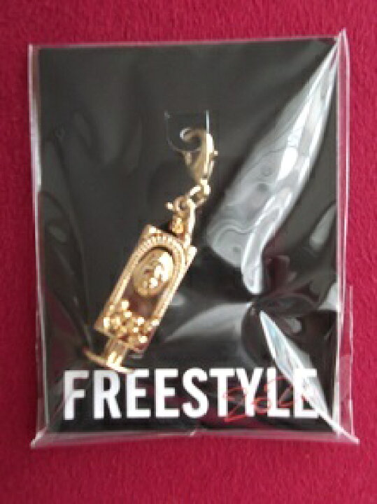 楽天市場】新品 FREESTYLE 2020 大野智 作品展 チャームB ゴールド 