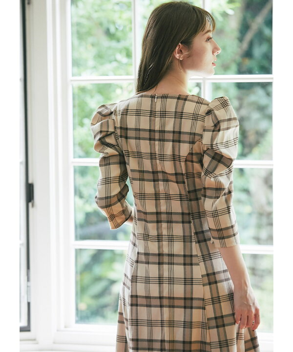 楽天市場 纏うだけで今っぽく女っぽいチェック柄パワーショルダーワンピース Darnes ダーネス Tocco Closet トッコクローゼット ボルドー ネイビー ベージュ ｔｏｃｃｏ