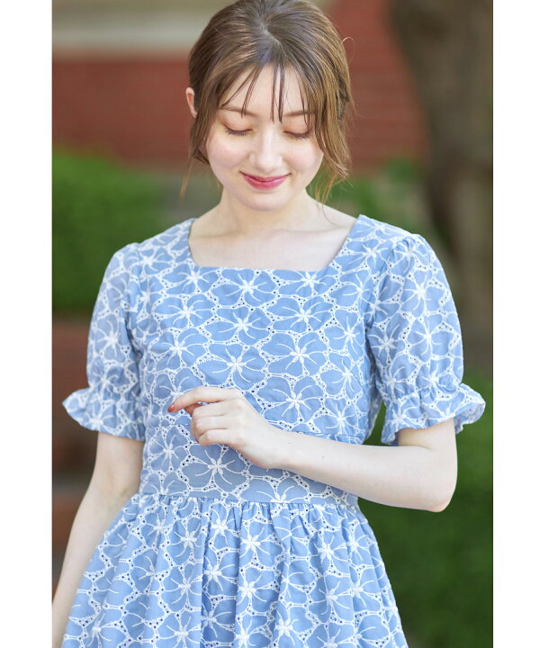 楽天市場】フラワーカットワークレース刺繍バイカラーワンピース  