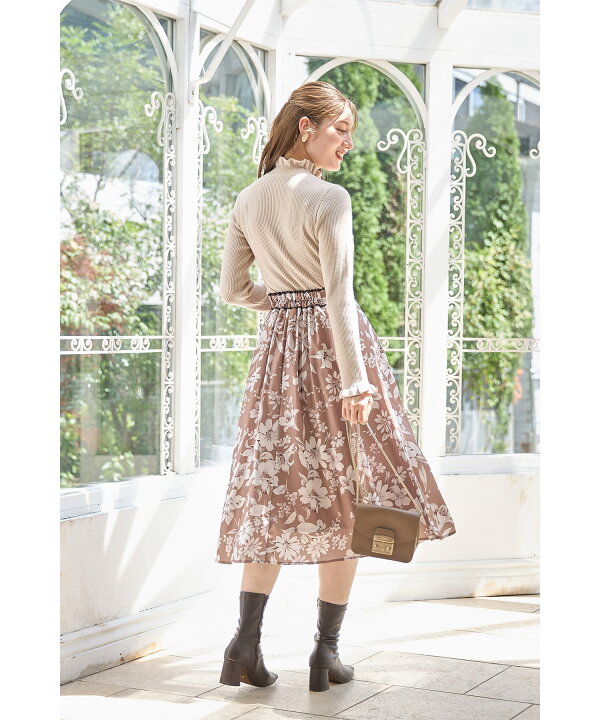 楽天市場】ウエスト配色ライン入りフラワープリントフレアスカート  