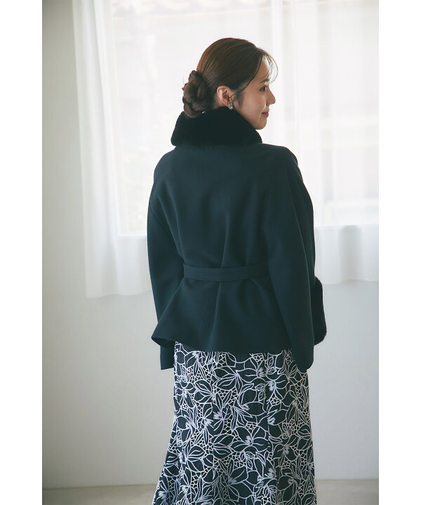 楽天市場】2WAYファー＆ベルト付きケープライクコート【sandina  