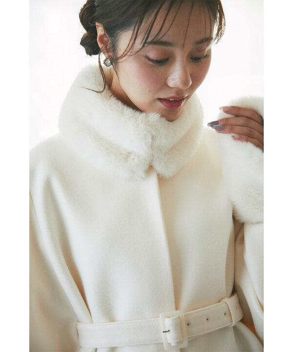 楽天市場】2WAYファー＆ベルト付きケープライクコート【sandina  