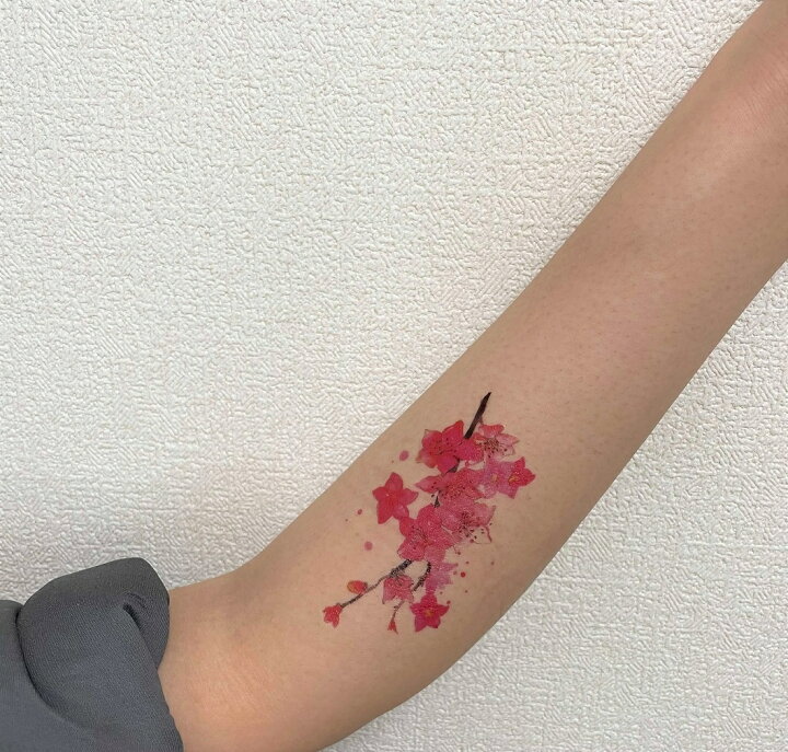 楽天市場 1枚おまけキャンペーン実施中 Tochno タトゥーシール 30枚セット刺青シール A 花 薔薇 リボン おしゃれ かわいい ステッカーハロウィン Tochno