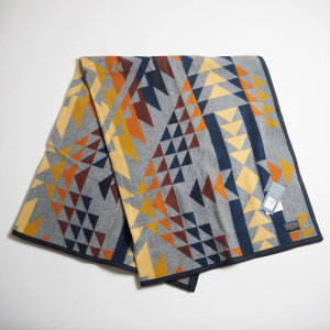 PENDLETON �y���h���g�� �X���[�u�����P�b�g #ZF603 JACQUARD THROW SMITH ROCK (137cm x 183cm)