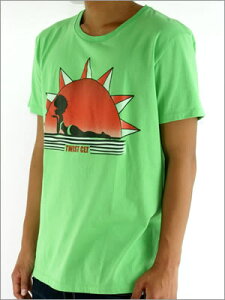 yTWISTzcCXgMEN'S TEEVc