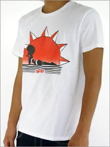 yTWISTzcCXgMEN'S TEEVc