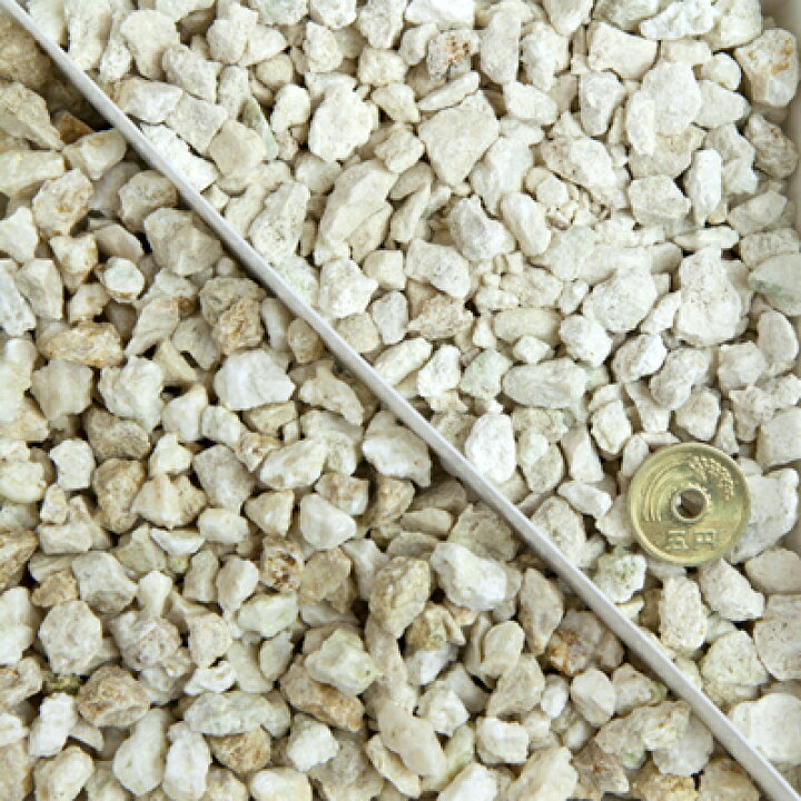 楽天市場】琉球石灰 5-20mm 90kg (18kg×5袋) | 庭 砂利 おしゃれ 敷く 