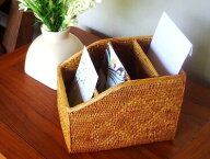 アタ　マルチスタンドB：4仕切り リモコンケース ペン立て リモコンスタンド 文具整理 リモコン立て 小物…