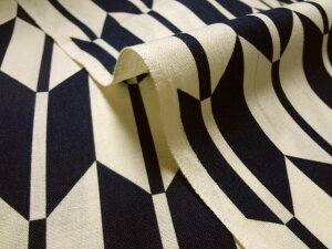 和柄 生地 綿 もめん生地 小紋 矢絣文様 (紺) 1m単位 切り売り