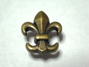 簡単取付け ネジ式飾りカシメ 紋章ヨーロピアンモチーフ フルール・ド・リス 小 5mm足 アンティークゴールド 2個入 革小物などの留め具に最適