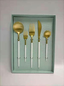 cesa beams カトラリー カトラリーセット おしゃれ ゴールド 北欧 改良品オリジナ5本 ギフトボックス入り スプーン フォーク ナイフ コーヒースプーン ケーキフォーク 食器 新築祝い 結婚祝