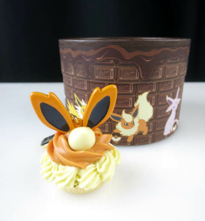 楽天市場 中古 Q Pot ポケモン イーブイ ブースター カップケーキ バッグチャーム キューポット ポケットモンスター Pokemon コラボ キーホルダー B 22 Tokyo Alice 楽天市場店