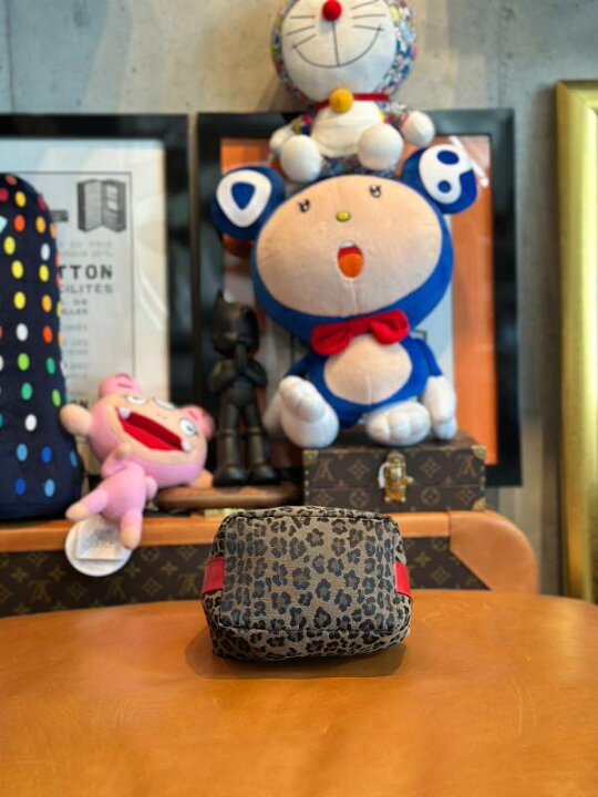 楽天市場】【中古】FENDI フェンディ レオパード ヒョウ柄 ポーチ 