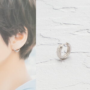 �y���������}���\��P5�{�z�}���A�u���b�N MARIA BLACK �s�A�X �V���o�[ AXTON 9 HUGGIE 100903AG-9 �Ў��p [2024AW]