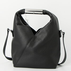 �G���G���V�b�N�X���]���}���W�F�� MM6 MAISON MARGIELA �g�[�g�o�b�O(2WAY�d�l) �u���b�N JAPANESE SMALL �W���p�j�[�Y �X���[�� SB6WD0042 P7255 T8013 BLACK [2026SS]