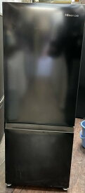 ■2023製Hisense 冷蔵庫 　ブラック HR-D16FB [2ドア /右開きタイプ /162L]東京都23区送料無料　中古冷蔵庫　中古家電　一人暮らし　中古