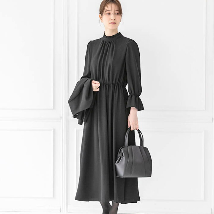 □【美品】東京ソワール 高級喪服礼服 フリル 体型カバー 19号  