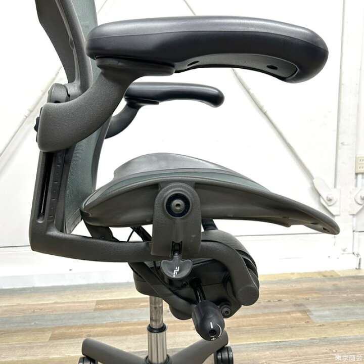 楽天市場】【送料無料!!】Herman Miller ハーマンミラー アーロン 