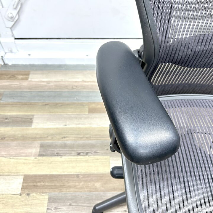楽天市場】【送料無料!!】Herman Miller ハーマンミラー アーロン 