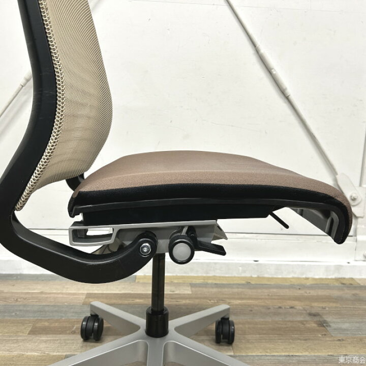 楽天市場】Steelcase オフィスチェア Think ブラウン シルバー THK 