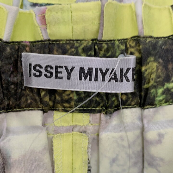 楽天市場】極美品 ISSEY MIYAKE イッセイミヤケ デザイン ワイド  