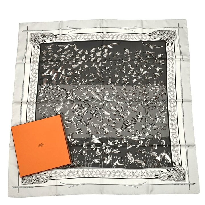 楽天市場】新品同様 HERMES エルメス カレ90 LIBRES COMME L