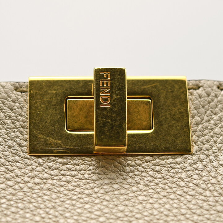 楽天市場】フェンディ FENDI ピーカブー エッセンシャリー セレリア 