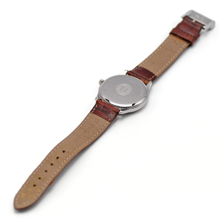 未使用　FENDI フェンディ　ユニセックスサイズ　男女兼用　腕時計　210G 楽天市場】フェンディ FENDI オロロジ 210G クォーツ ピンク文字