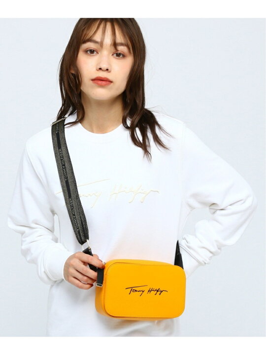 楽天市場】【SALE／40%OFF】シグネチャーロゴカメラバッグ TOMMY 