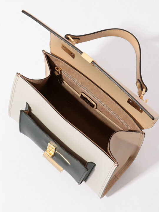 楽天市場】【SALE／30%OFF】Carol J. レザー フラップカラーコンビ 