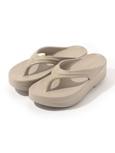OOFOS OOmega �T���_�� TOMORROWLAND GOODS �g�D�����[�����h �V���[�Y�E�C �T���_�� �u���b�N �x�[�W���y���������z[Rakuten Fashion]