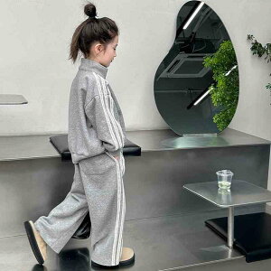 qpW[W ㉺Zbg ̎q gbvX Opc X|[eB[ ig ^ tH De[v ؂ւ O[