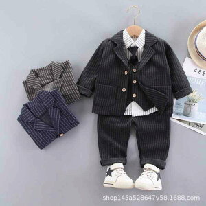 子供用フォーマルスーツ 男の子 フォーマルウェア 4点セット (ジャケット パンツ シャツ 蝶ネクタイ) 春秋物 結婚式 誕生日 発表会 記念撮影 グレー 紺色 黒色 ワインレッド 80 90 100 110 120